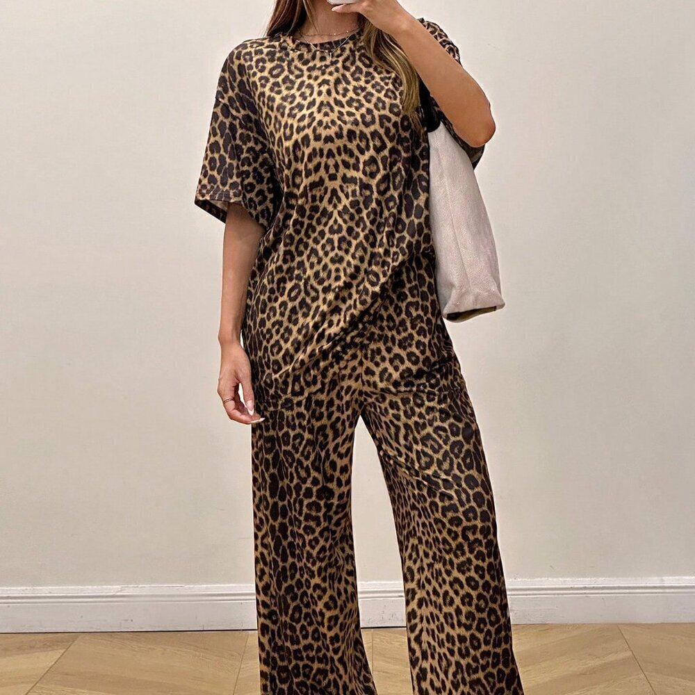 Brown Casual Women's Leopard Print Pattern Loose T-Shirt & Sweatpants Set